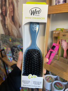 Wetbrush shine enhancer